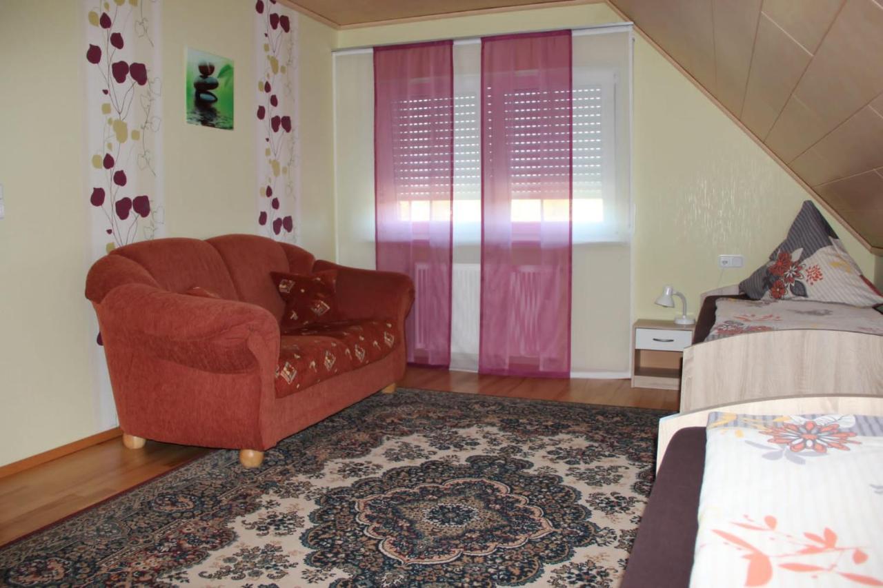 Ferienwohnung Knaub Bad Wildungen Luaran gambar
